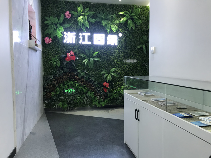 微信图片_20180628144325_副本.jpg