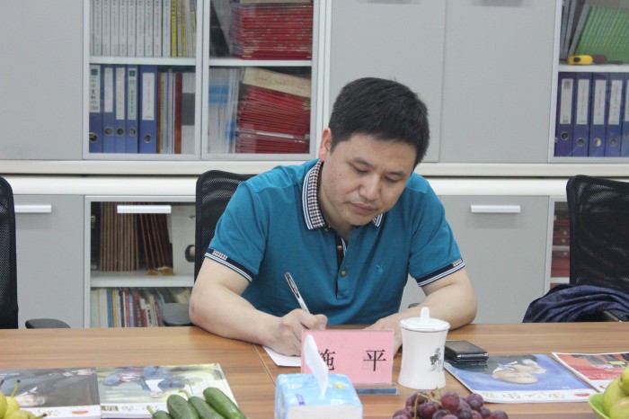 施.jpg